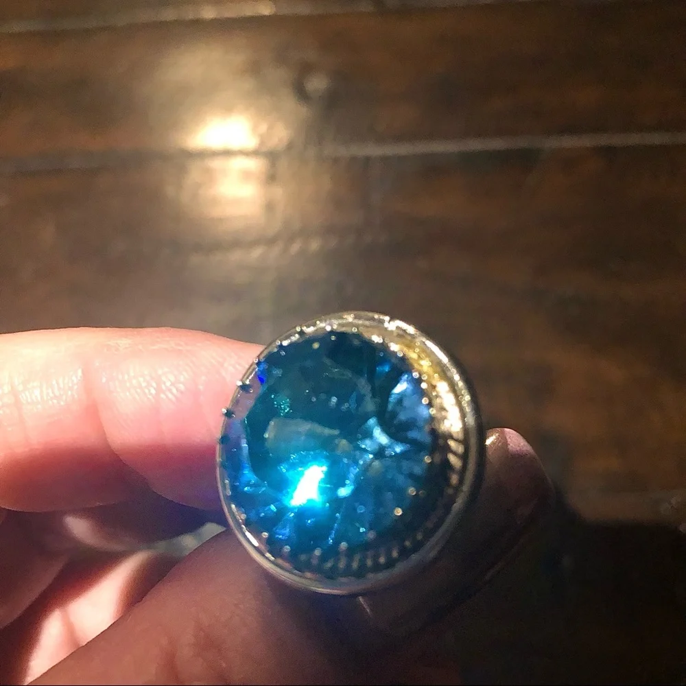 CUFFLINKS - Blue/Green Aurora - Picture 4 of 8